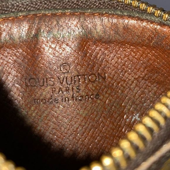 Louis Vuitton Brown and Gold Monogram Key Pouch - Picture 10 of 11